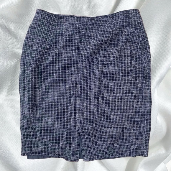 Y2k academia navy plaid skirt by Jones New York - Picture 4 of 4